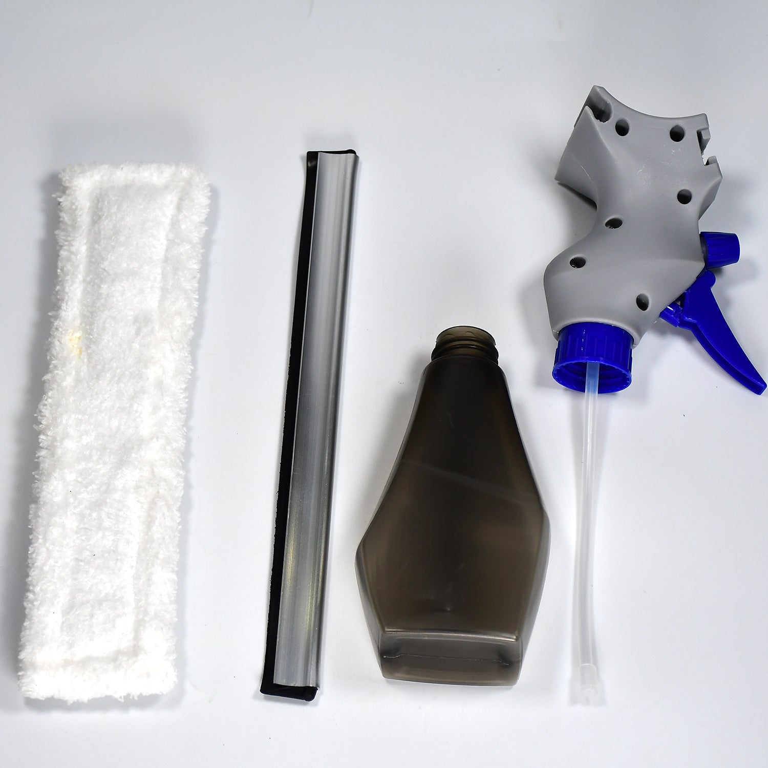 4946 Plastic Easy Glass Cleaner 3 In 1 Spray Type Cleaning Brush Pack Of 1 - Zidbik