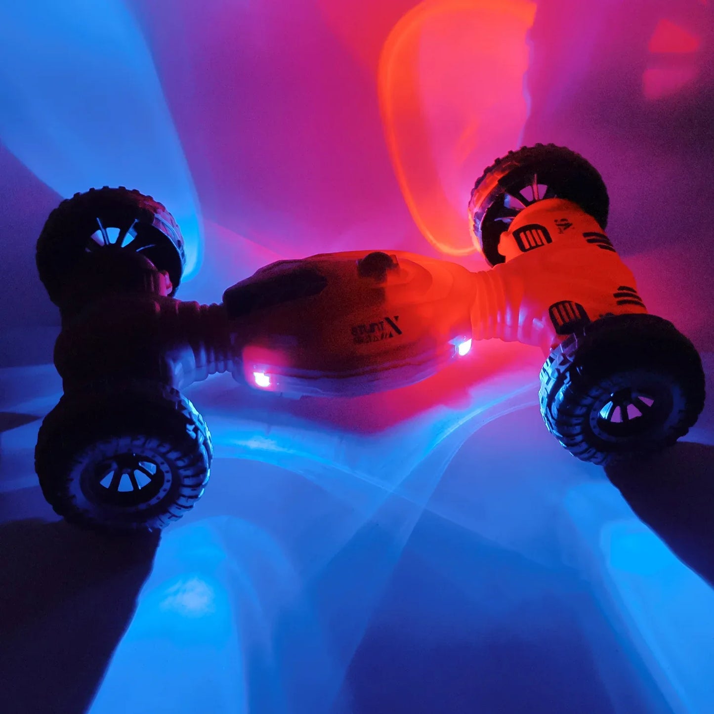 Remote Control One-key Deformation Stunt Car (1 Set) - Zidbik
